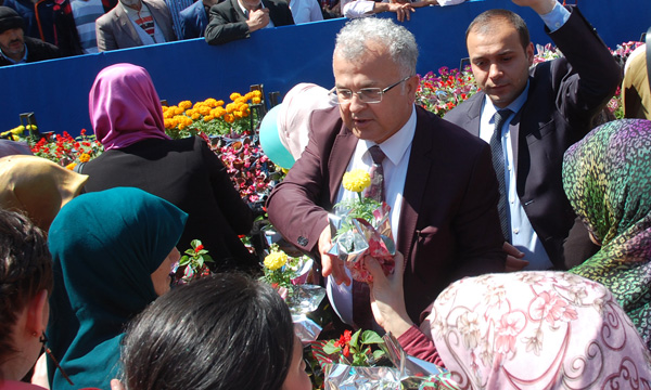 Belediye Anneler gününü unutmad?!