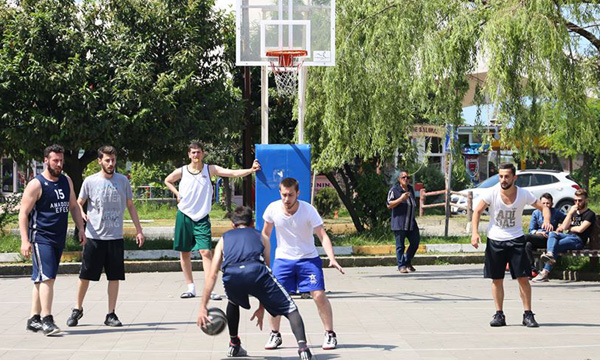 Arhavi de sokak basketbolu