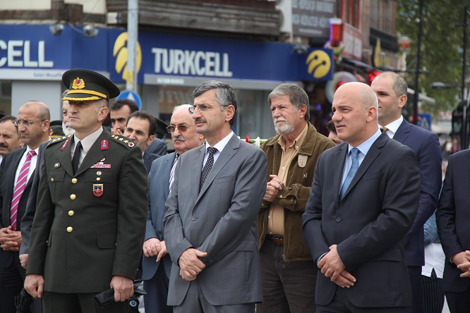 Atatürkün Rizeyi ziyaretinin 92. Y?l dönümü kutland?