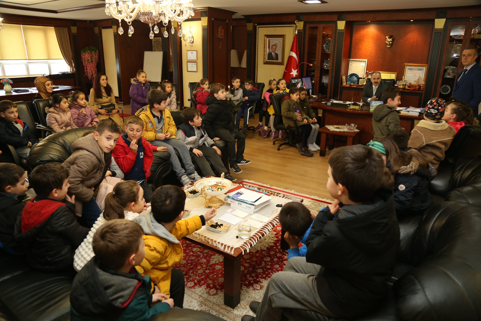 ÇOCUKLAR BİZİM GELECEĞİMİZDİR