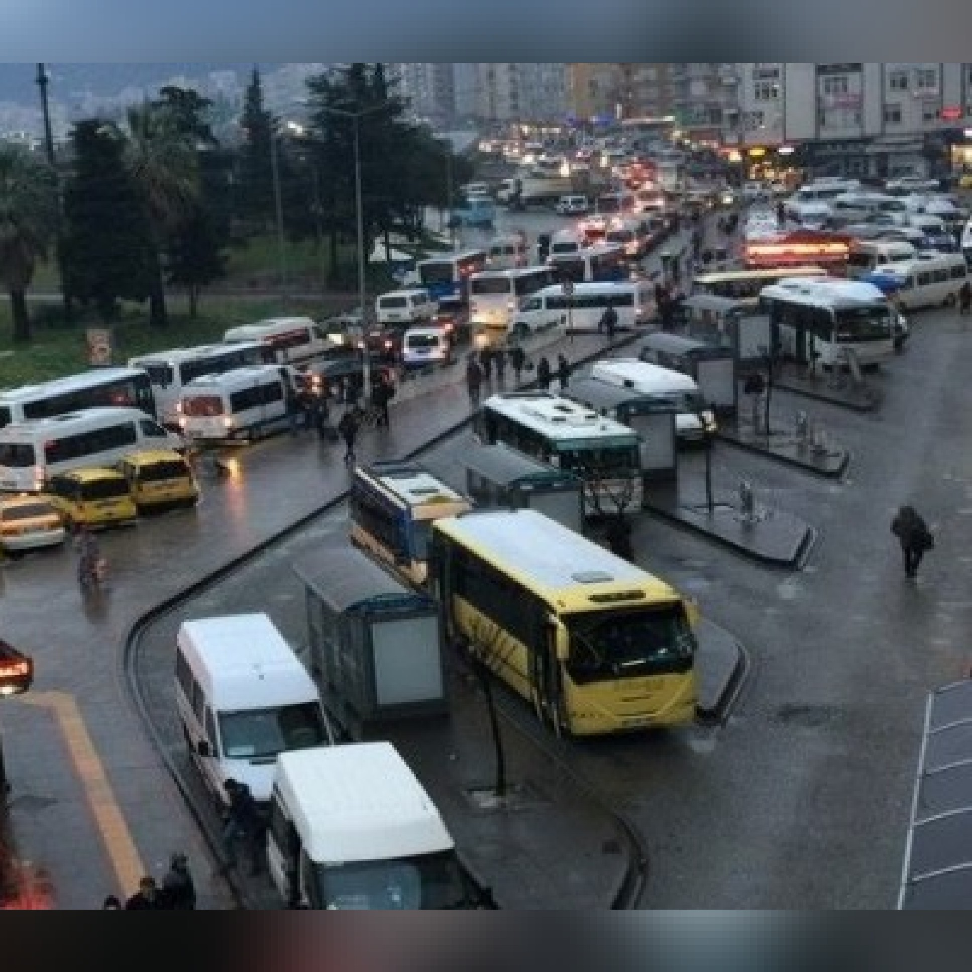 Rize`de ilçe ve köylerden toplu taşıma seferleri başlıyor