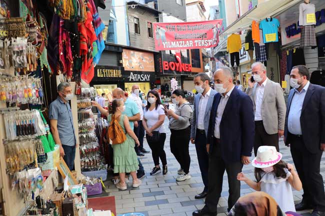 AK Partiden esnaf ziyareti