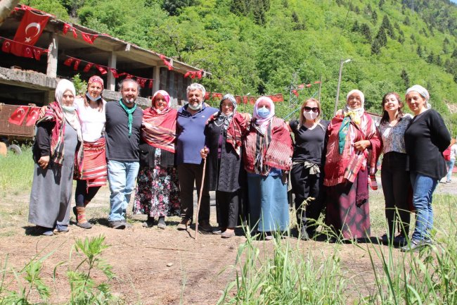 AKŞENER” DOĞANIN YANINDAYIZ”