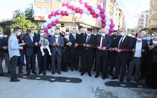 Düz Mahalle, İnönü Caddesi Bağlantı Yolu Açıldı.