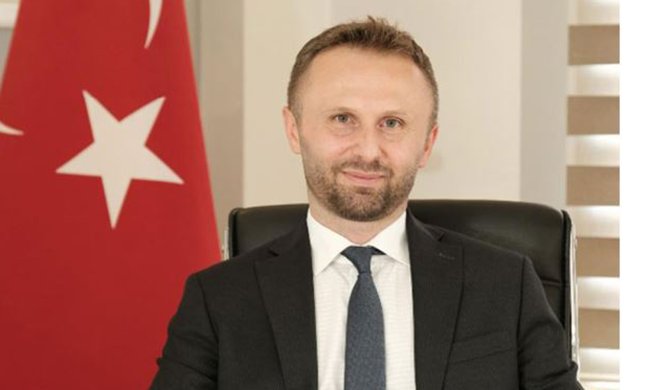 Rektör Yılmaz göreve başladı