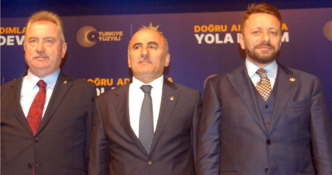 AK PARTİ SAHAYA ÇIKIYOR