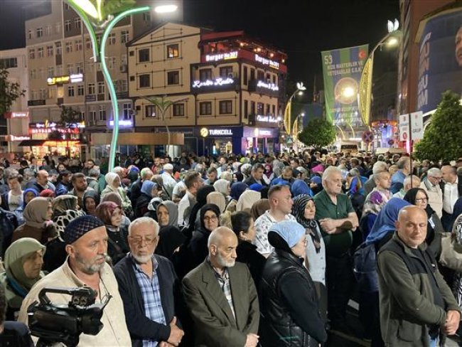 Hacı adayları kutsal topraklara uğurlandı