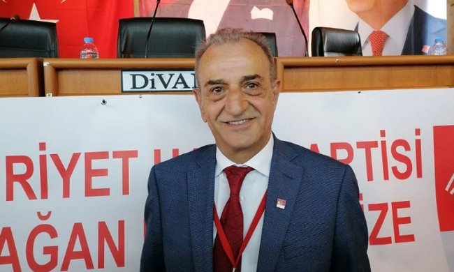 TOPALOĞLU YENİDEN İLÇE BAŞKANI