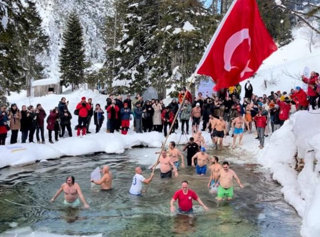 KİŞ YÜZME ŞENLİĞİ HAZIRLIKLARI BAŞLADI