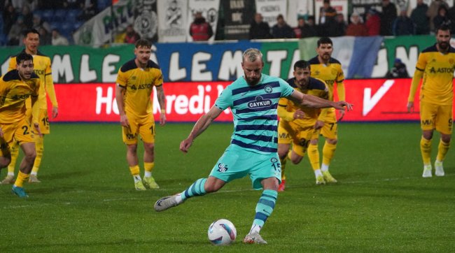 RİZESPOR 14 DAKİKA DA İŞİ BİTİRDİ 2-1